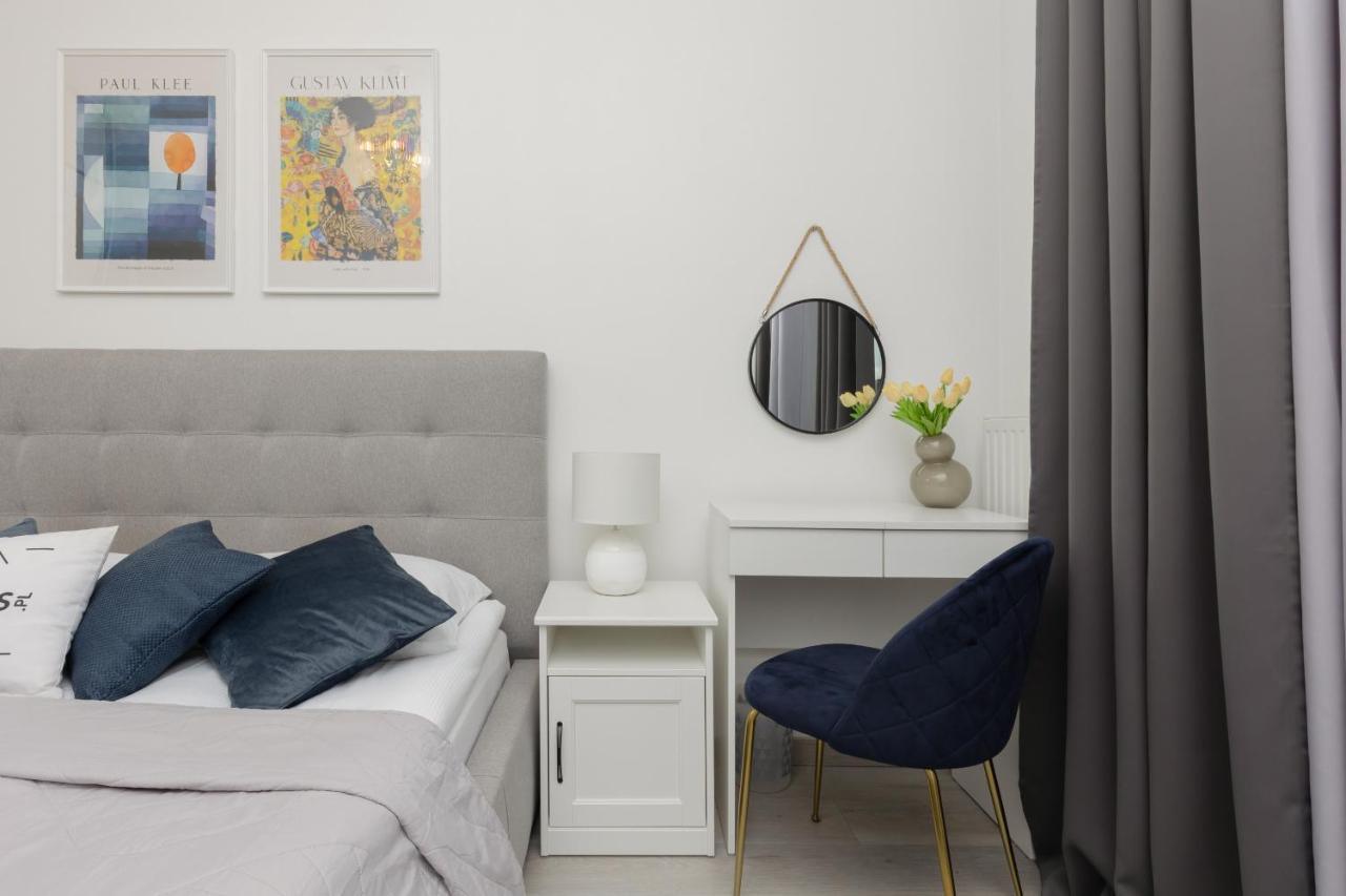 Cozy With Parking Bakalarska By Renters Apartmán